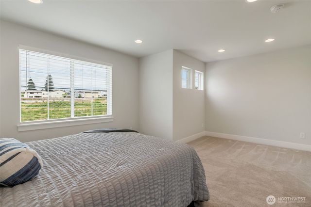 22425 285th st, Maple Valley, WA 98038