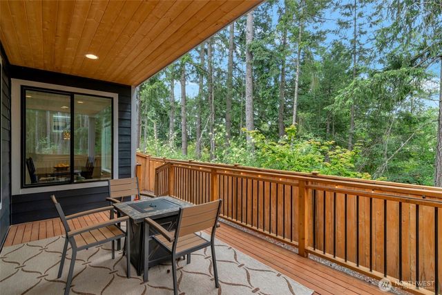 22425 285th st, Maple Valley, WA 98038
