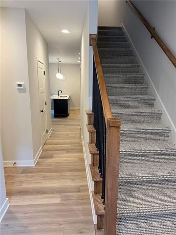506 NW 15th Street, Blue Springs, MO 64015