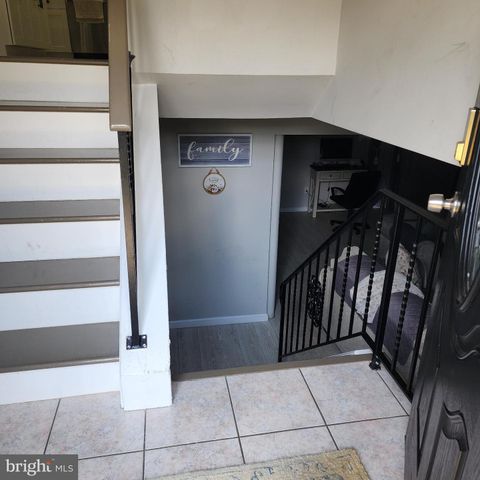 309 OAKLAND AVE, Bellmawr, NJ 08031