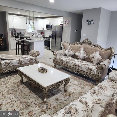 309 OAKLAND AVE, Bellmawr, NJ 08031