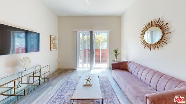 950 E 3rd Street 1229, Los Angeles, CA 90013