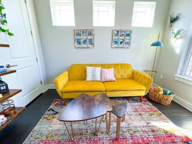 807 E 16th ST B, Austin, TX 78702