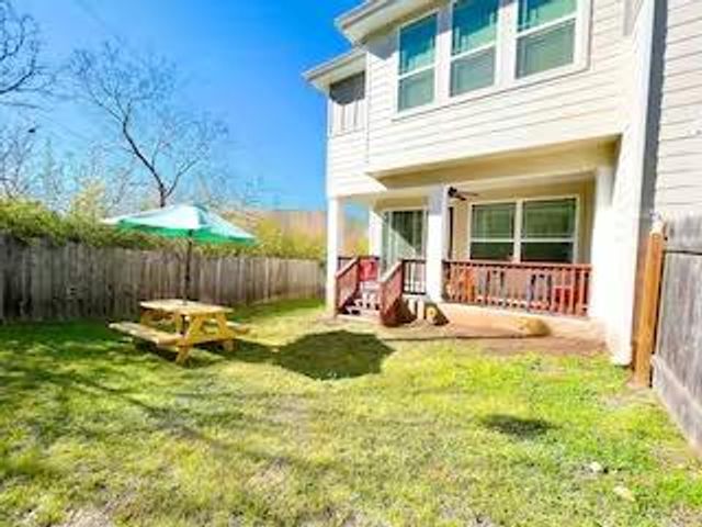 807 E 16th ST B, Austin, TX 78702