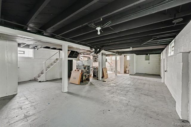 15224 Rossini Drive, Detroit, MI 48205