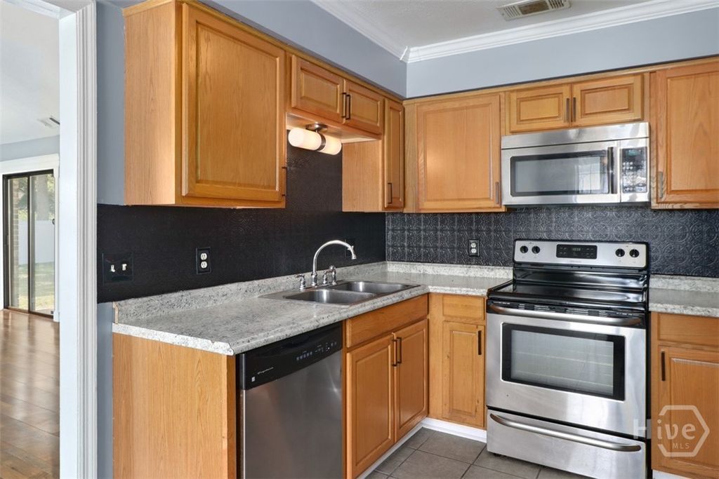 Image 14 of property listing at 1 Walnut Way, Rincon, GA 31326