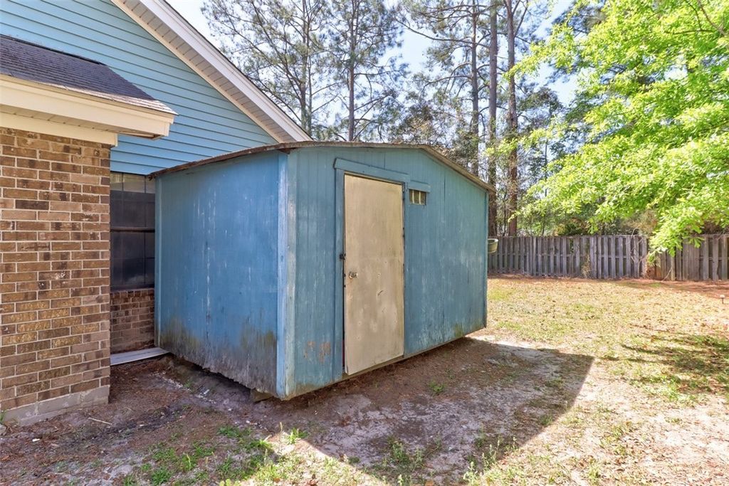 Image 39 of property listing at 1 Walnut Way, Rincon, GA 31326