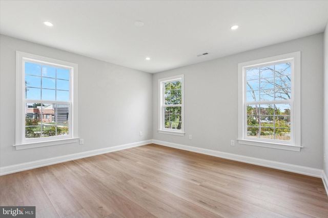 896 CONESTOGA RD, Berwyn, PA 19312
