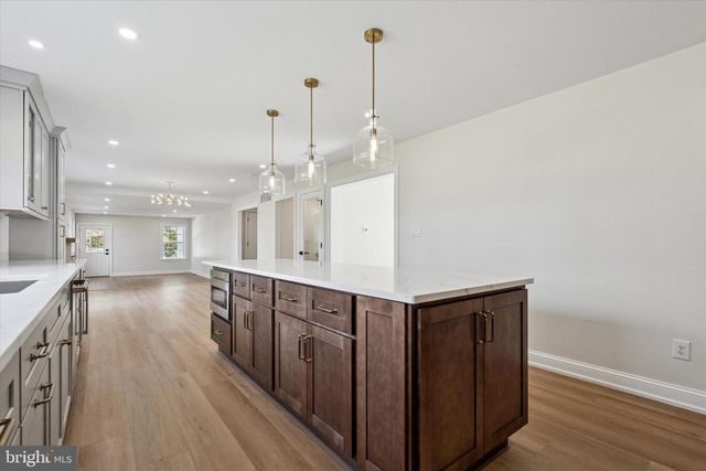 896 CONESTOGA RD, Berwyn, PA 19312