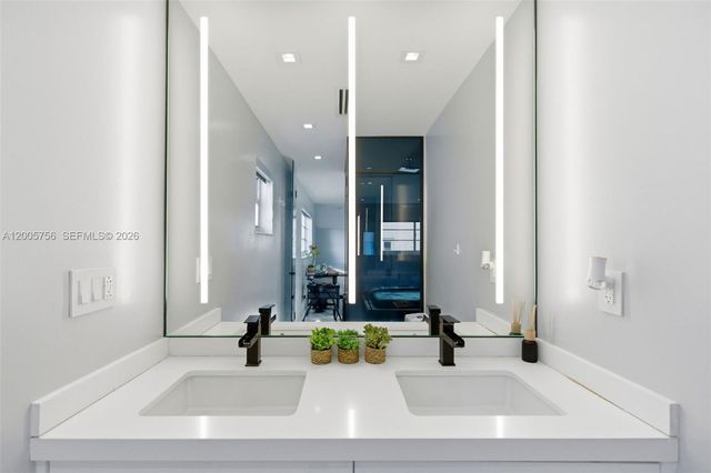 1428 Euclid Ave 207, Miami Beach, FL 33139