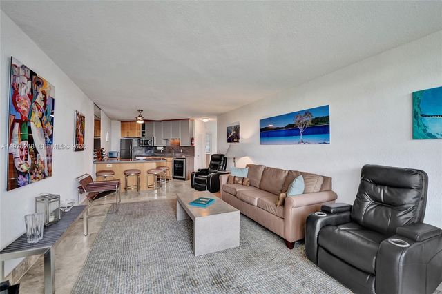 1936 S Ocean 20D, Hallandale Beach, FL 33009