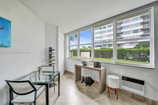 1936 S Ocean 20D, Hallandale Beach, FL 33009