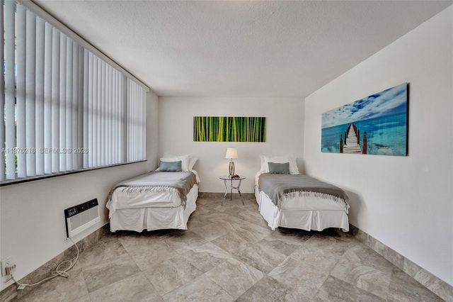 1936 S Ocean 20D, Hallandale Beach, FL 33009