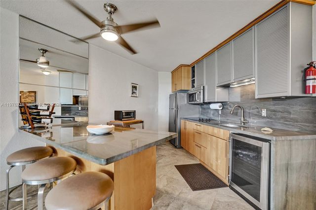 1936 S Ocean 20D, Hallandale Beach, FL 33009