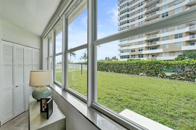1936 S Ocean 20D, Hallandale Beach, FL 33009