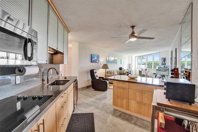 1936 S Ocean 20D, Hallandale Beach, FL 33009