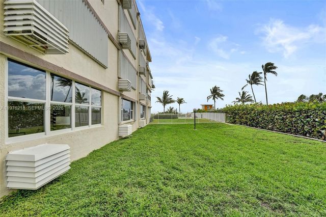 1936 S Ocean 20D, Hallandale Beach, FL 33009