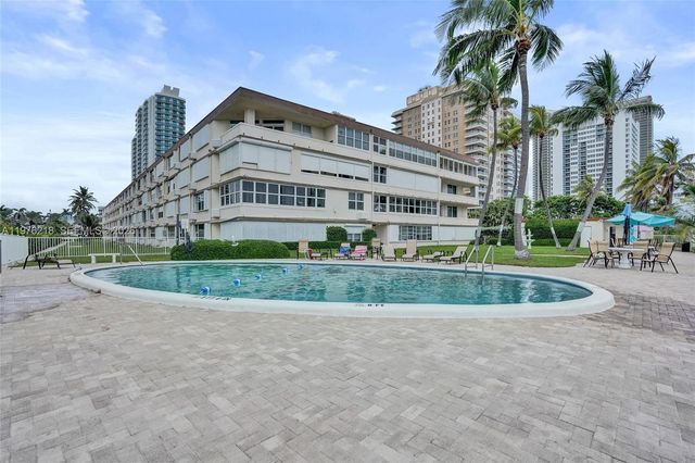 1936 S Ocean 20D, Hallandale Beach, FL 33009