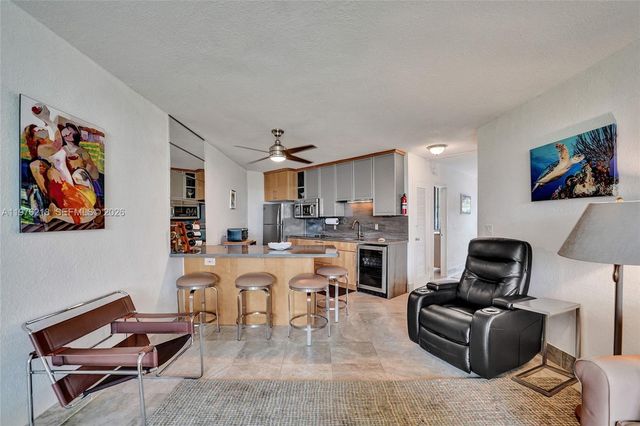 1936 S Ocean 20D, Hallandale Beach, FL 33009