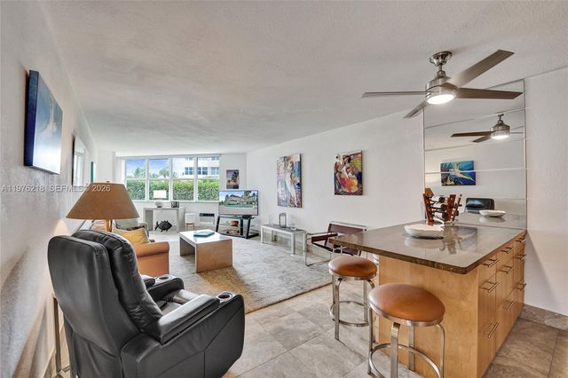 1936 S Ocean 20D, Hallandale Beach, FL 33009