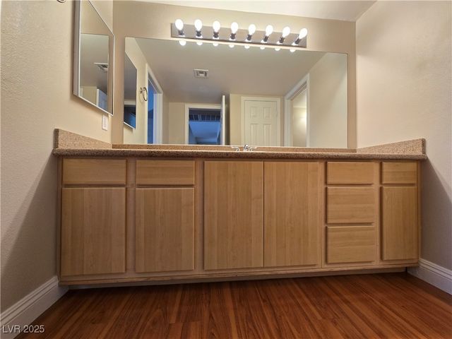 8000 West BADURA Avenue 2135, Las Vegas, NV 89113