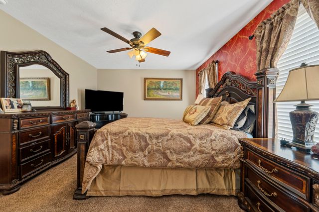 2843 Tumbleweed Trail Ave, Bowling Green, KY 42101