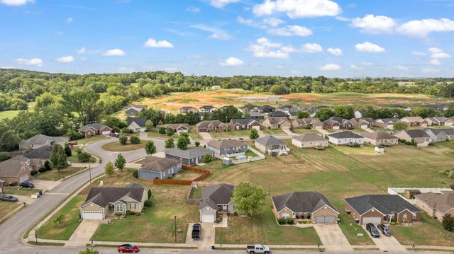 2843 Tumbleweed Trail Ave, Bowling Green, KY 42101