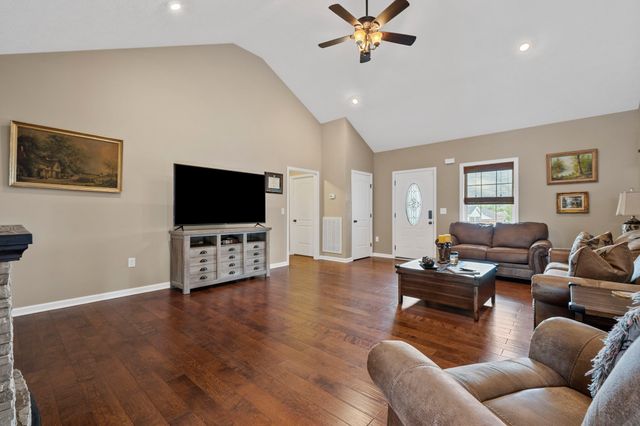 2843 Tumbleweed Trail Ave, Bowling Green, KY 42101