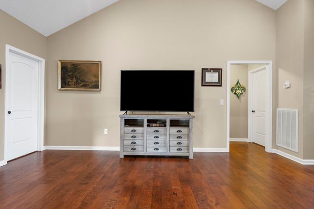 2843 Tumbleweed Trail Ave, Bowling Green, KY 42101