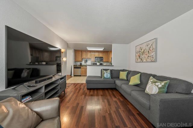 1845 Bayview Heights 99, San Diego, CA 92105