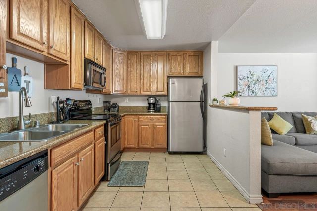 1845 Bayview Heights 99, San Diego, CA 92105