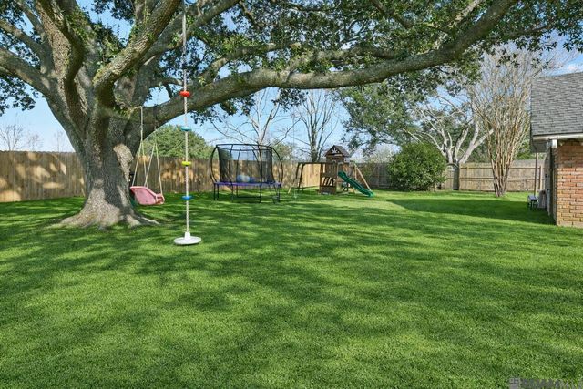 2113 Alice St, Zachary, LA 70791