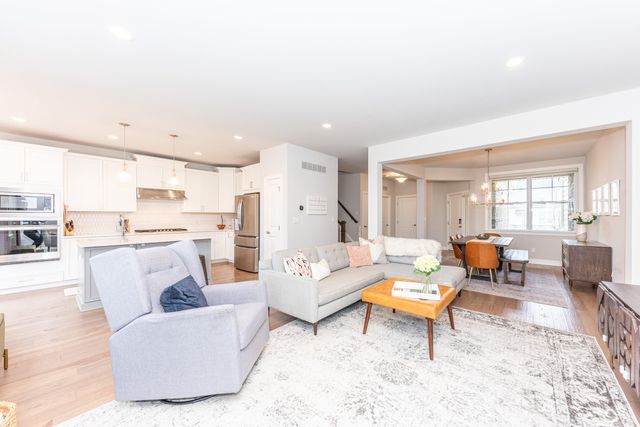 3370 Roseford Boulevard, Ann Arbor, MI 48105