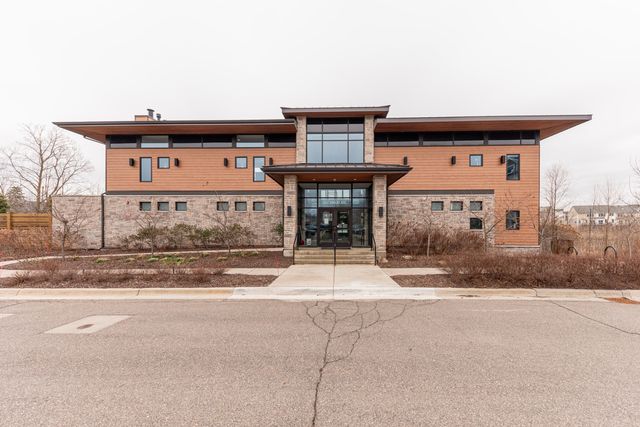 3370 Roseford Boulevard, Ann Arbor, MI 48105