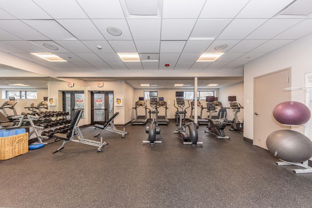 3370 Roseford Boulevard, Ann Arbor, MI 48105