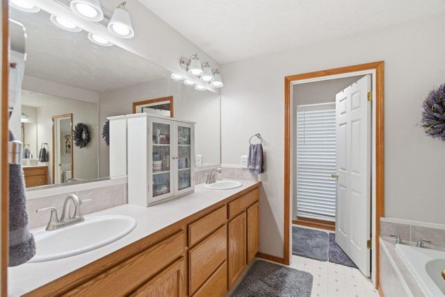 4810 S Stark Ln, Spokane Valley, WA 99206