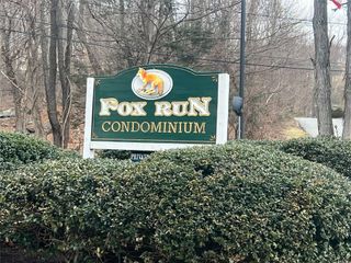 420 Fox Run Lane, Carmel, NY 10512