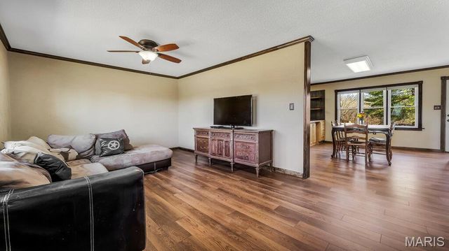 424 Wild Turkey Lane, Robertsville, MO 63072