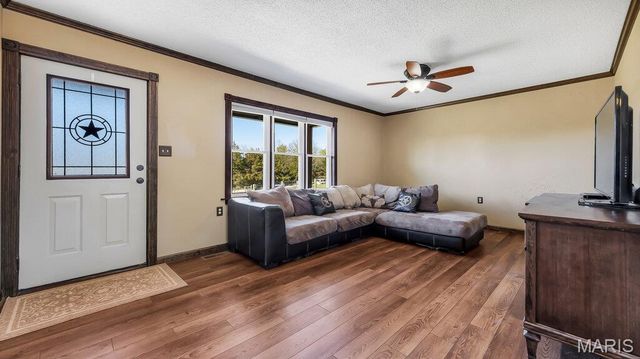 424 Wild Turkey Lane, Robertsville, MO 63072
