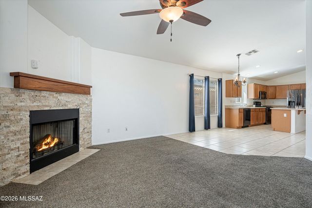 12972 E Douglas Camp Spring Drive, Vail, AZ 85641