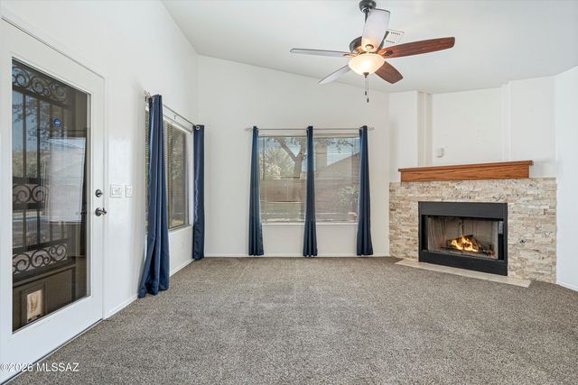 12972 E Douglas Camp Spring Drive, Vail, AZ 85641