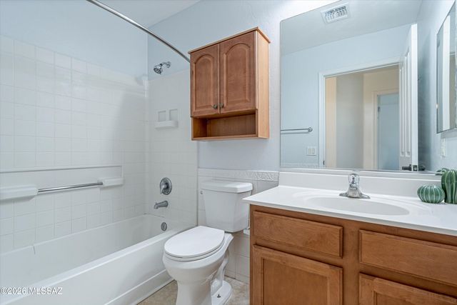 12972 E Douglas Camp Spring Drive, Vail, AZ 85641