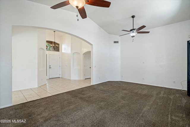 12972 E Douglas Camp Spring Drive, Vail, AZ 85641