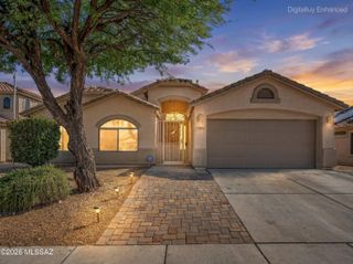 12972 E Douglas Camp Spring Drive, Vail, AZ 85641