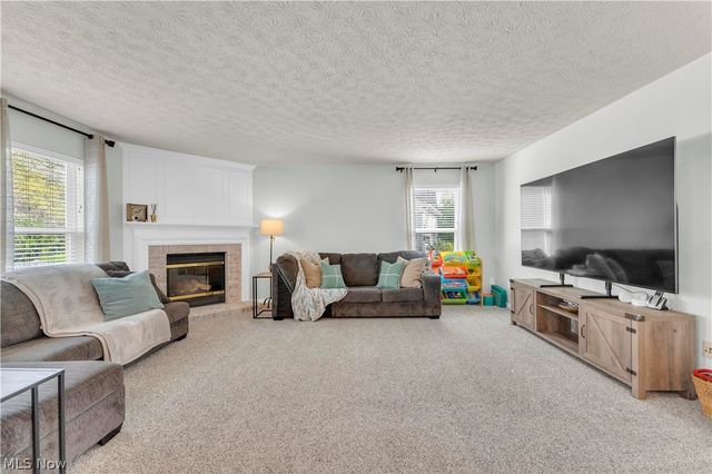 9026 Huxley Lane, Olmsted Twp, OH 44138