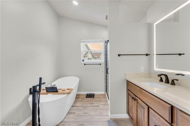 9026 Huxley Lane, Olmsted Twp, OH 44138