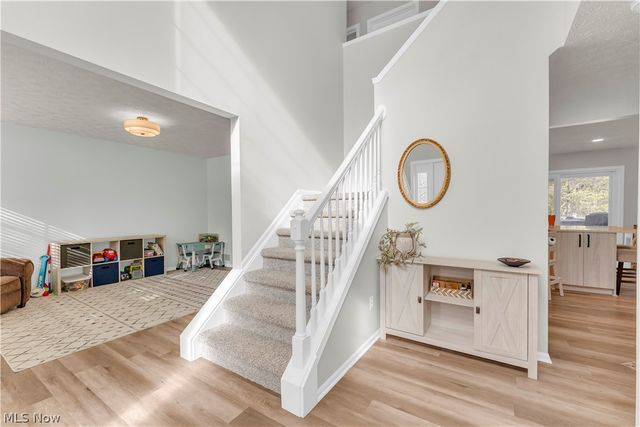 9026 Huxley Lane, Olmsted Twp, OH 44138