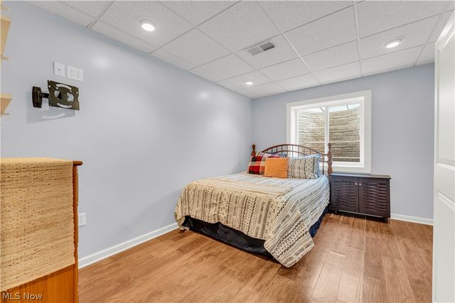 9026 Huxley Lane, Olmsted Twp, OH 44138