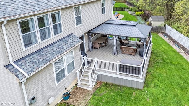 9026 Huxley Lane, Olmsted Twp, OH 44138