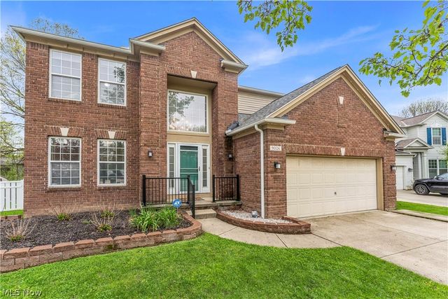 9026 Huxley Lane, Olmsted Twp, OH 44138